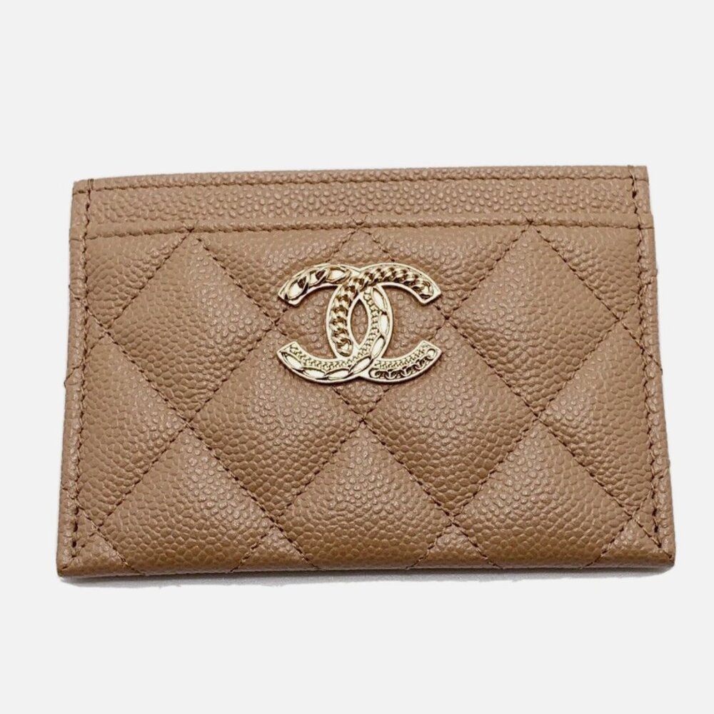 Authentic CHANEL large CC logo beige caviar card holder wallet GHW Brand New
